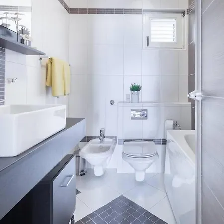 شقة Flores With Private Pool *
