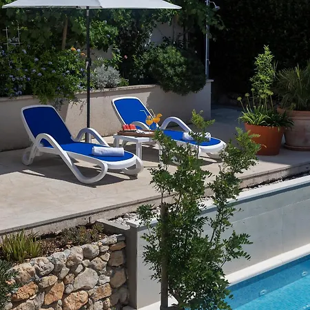 شقة Flores With Private Pool *